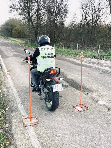 Permis de conduire moto : passer l’examen final pour le permis AM, A2 ou A1 près de Fécamp 76