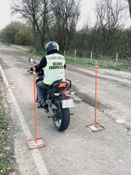 Permis moto A1 : Auto-écoles de Valmont, Fauville en Caux, Lillebonne et Gruchet le Valasse