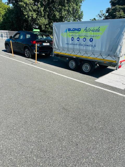 PARTAGEONS LA CONDUITE AVEC BLOND FORMATION